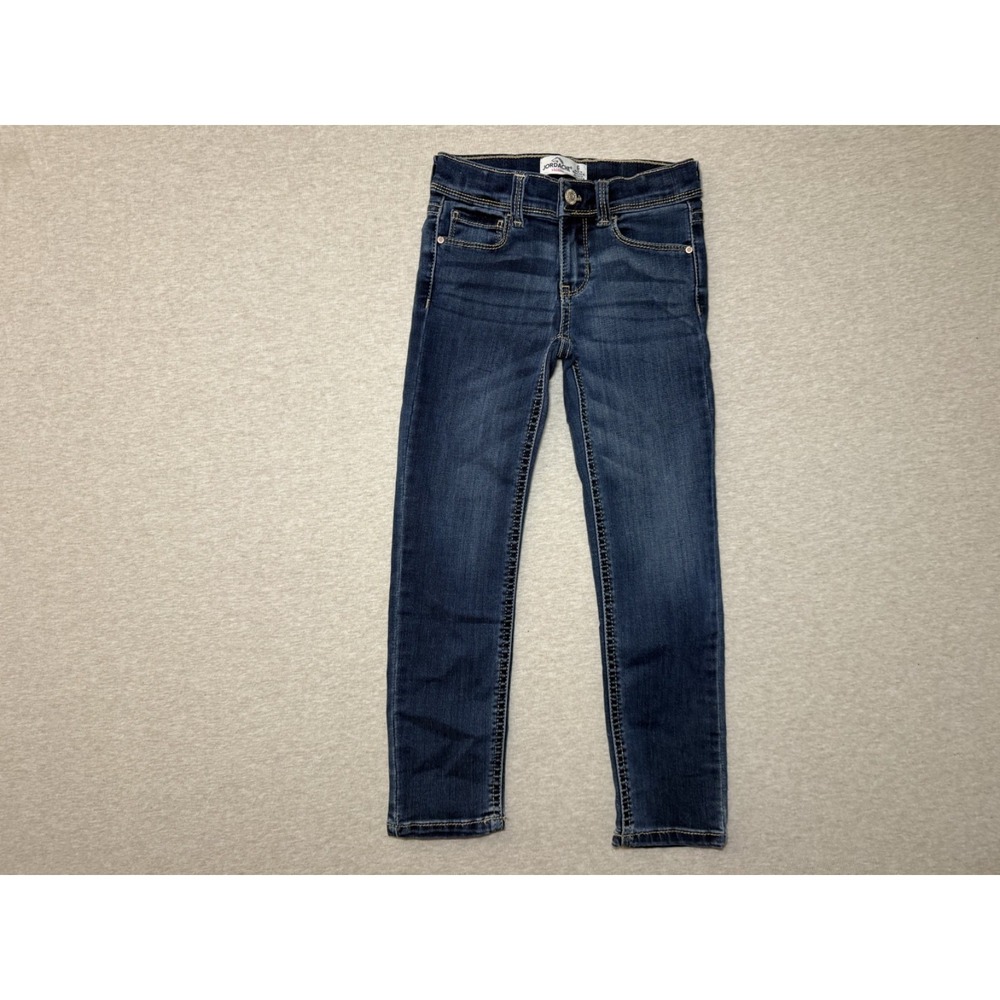 Jordache dark blue skinny jeans. girls size 6. strech fit